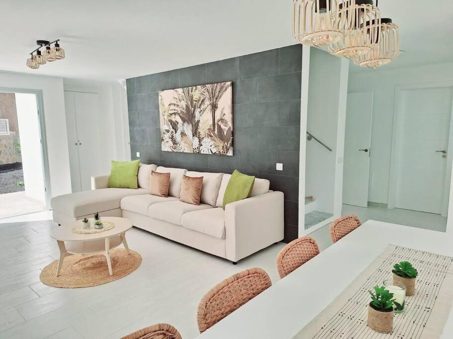 Malibu Mogan Secret Pool Villa - Piscina Privada Y Climatizada - Exclusive Heated Pool La Playa de Tauro 외부 사진
